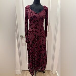 NWT Trixxi Burgundy Floral velvet burnout semi sheer overlay Dress -XS